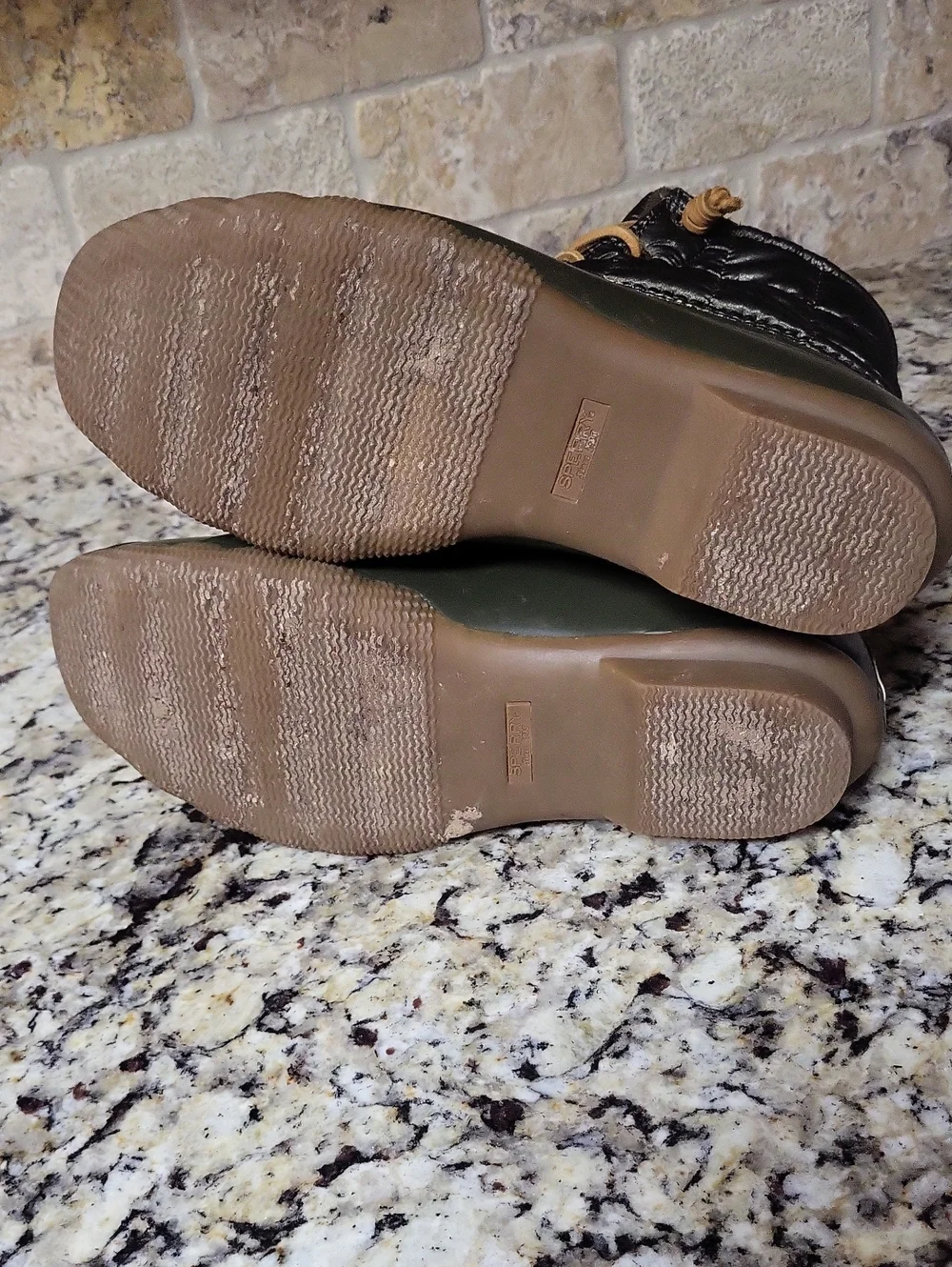 Sperry Saltwater Quilted Duck Boots Women's 8.5
